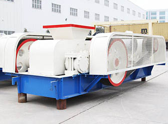 輥式制砂機(jī)