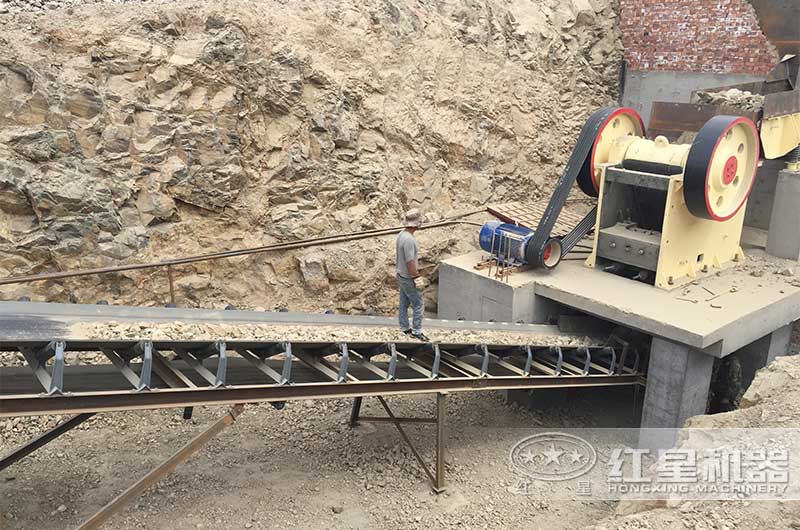 PE-750×1060顎破機(jī)現(xiàn)場