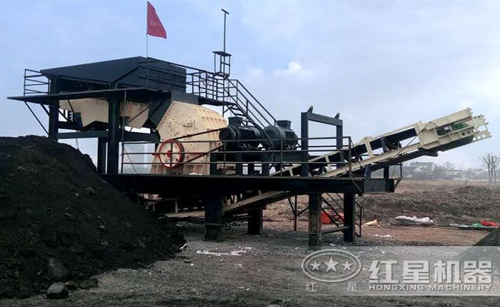 山西錘式移動破碎站客戶生產現場