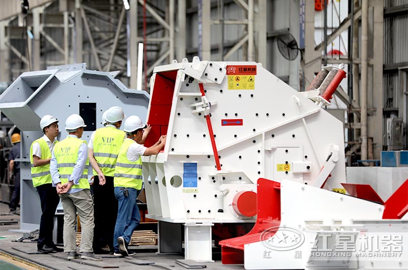 投資砂石場的客戶考察加工設備 投資砂石場的客戶考察加工設備