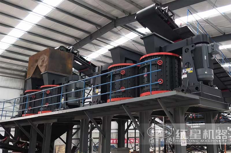 立式破碎制砂機生產現場 立式破碎制砂機生產現場