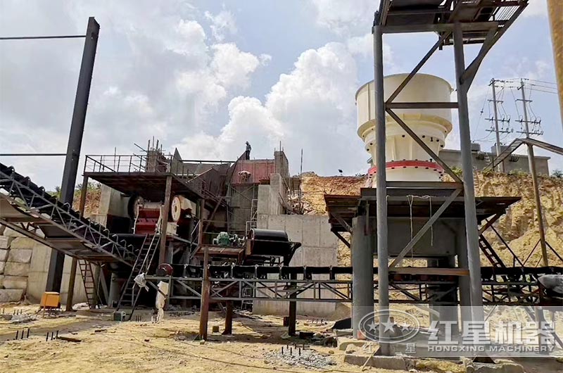 礦石破碎現(xiàn)場(chǎng)