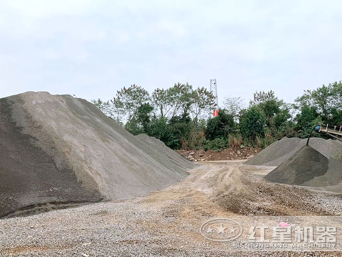 粉碎石頭打沙機(jī)加工出的成品 粉碎石頭打沙機(jī)加工出的成品