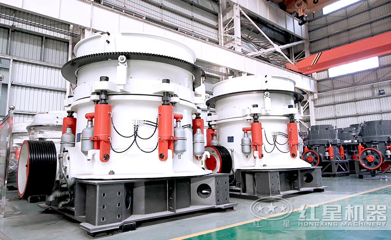 圓錐式碎石機外形較大