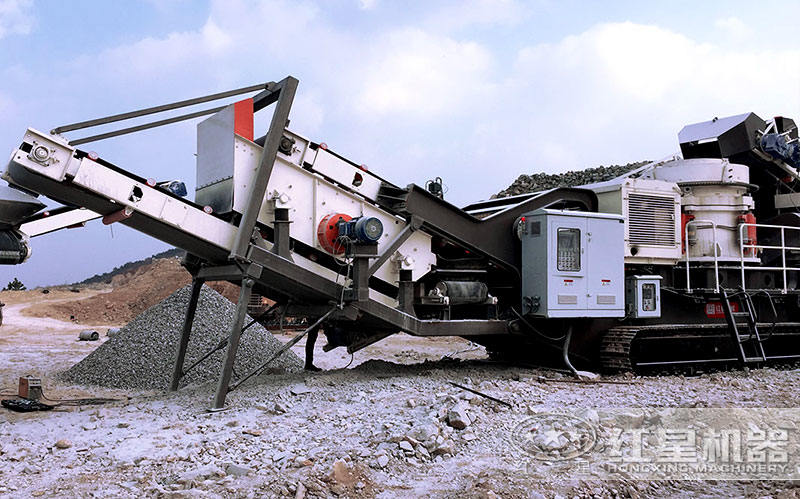 移動石料破碎機作業現場