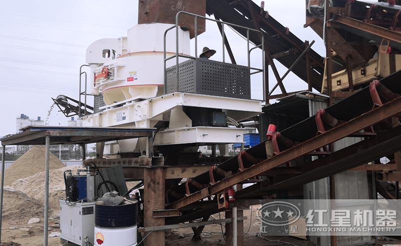 鵝卵石制砂機(jī)械設(shè)備安裝中 鵝卵石制砂機(jī)械設(shè)備安裝中