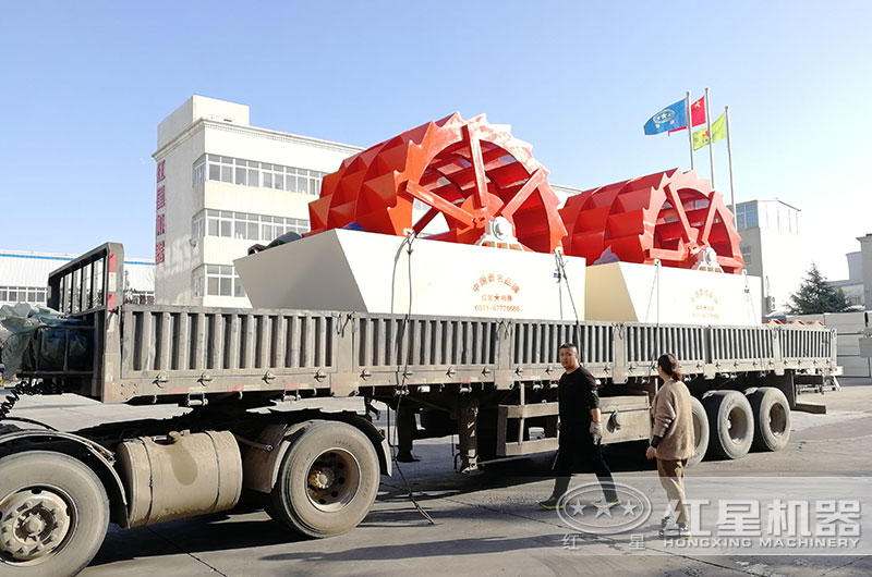 大型洗砂機(jī)發(fā)貨現(xiàn)場 大型洗砂機(jī)發(fā)貨現(xiàn)場