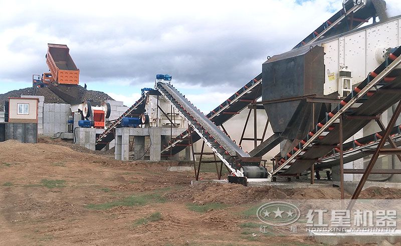 小型制砂生產(chǎn)現(xiàn)場 小型制砂生產(chǎn)現(xiàn)場