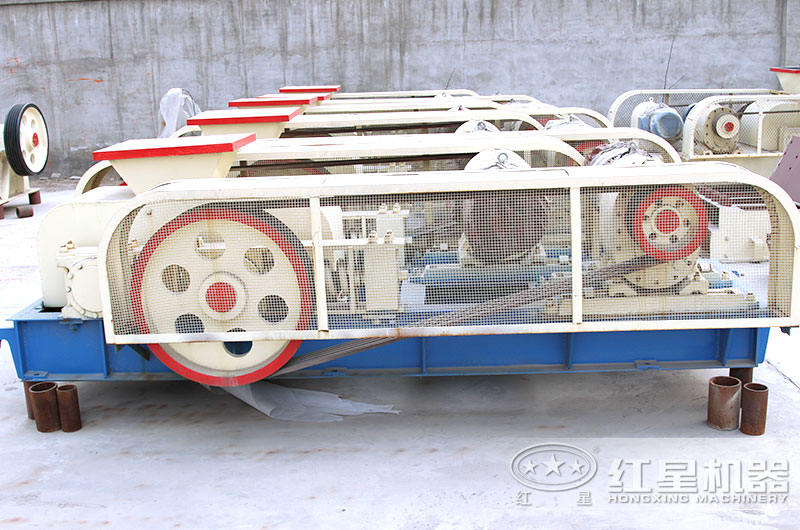 對輥式打砂機(jī) 對輥式打砂機(jī)