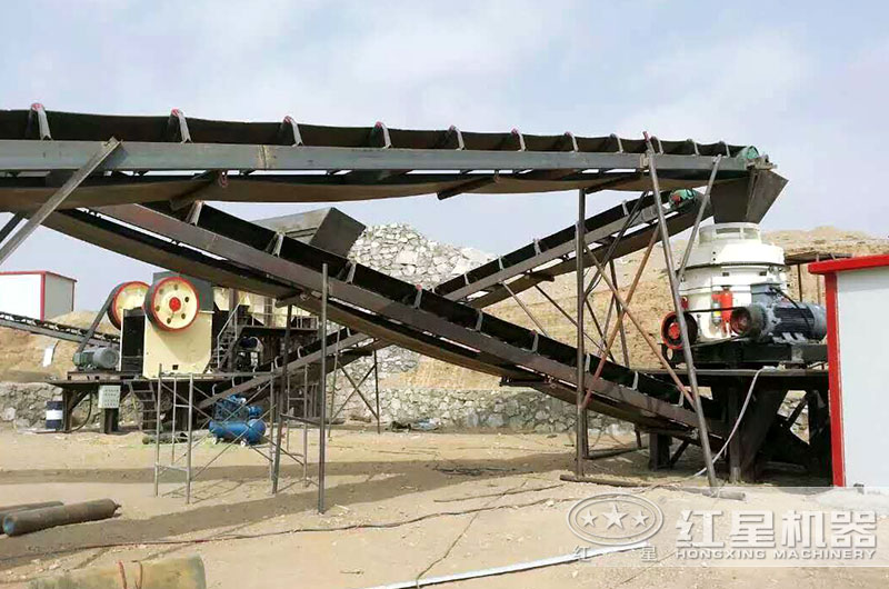 四川工業破碎機生產線現場 四川工業破碎機生產線現場