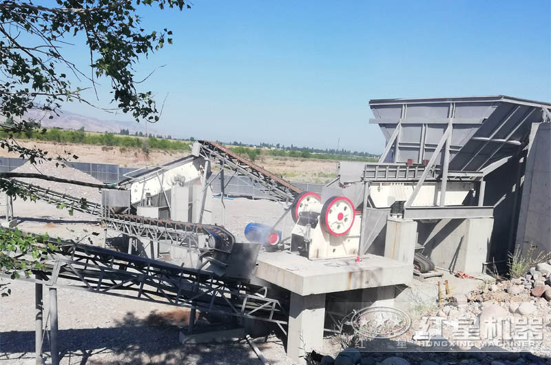 鵝卵石制砂生產線現場 鵝卵石制砂生產線現場