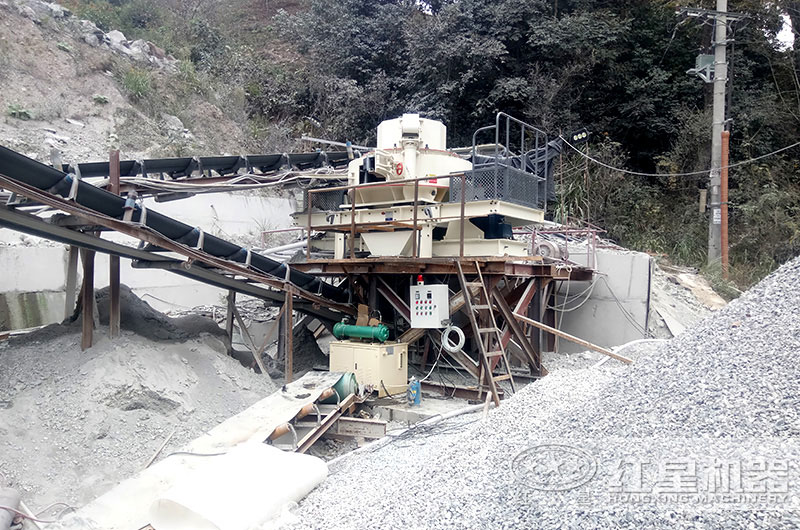 人工石頭碎砂加工生產(chǎn)客戶現(xiàn)場