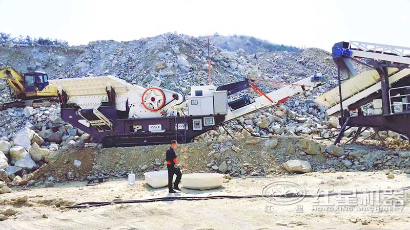 履帶移動鄂式破碎機能破碎40公分物料