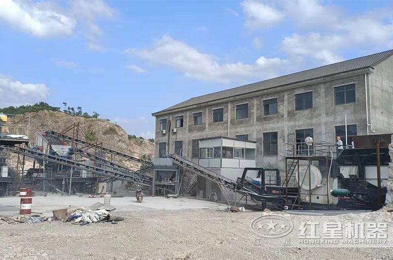 陜西移動(dòng)式破碎機(jī)加工現(xiàn)場 陜西移動(dòng)式破碎機(jī)加工現(xiàn)場