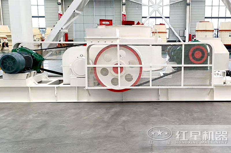 機制砂石骨料生產線主機設備-對輥式破碎機 機制砂石骨料生產線主機設備-對輥式破碎機