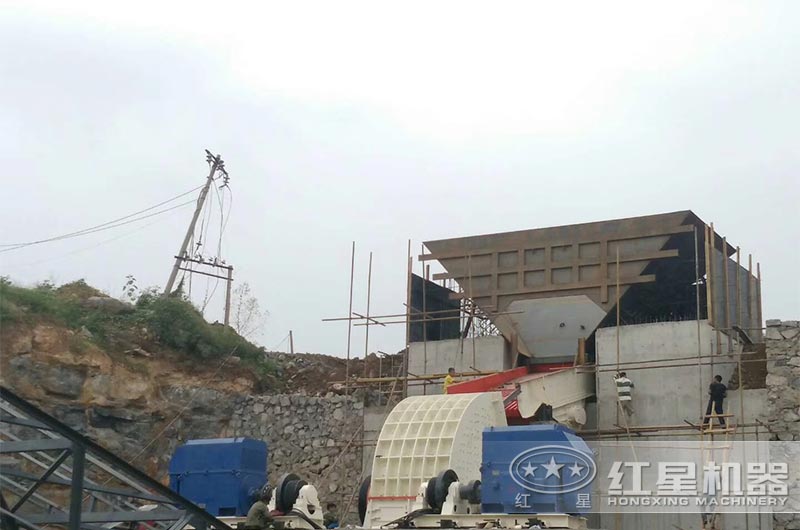 1615重錘式破碎機