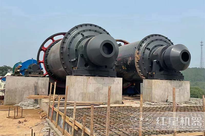 石灰石節(jié)能球磨機(jī)現(xiàn)場