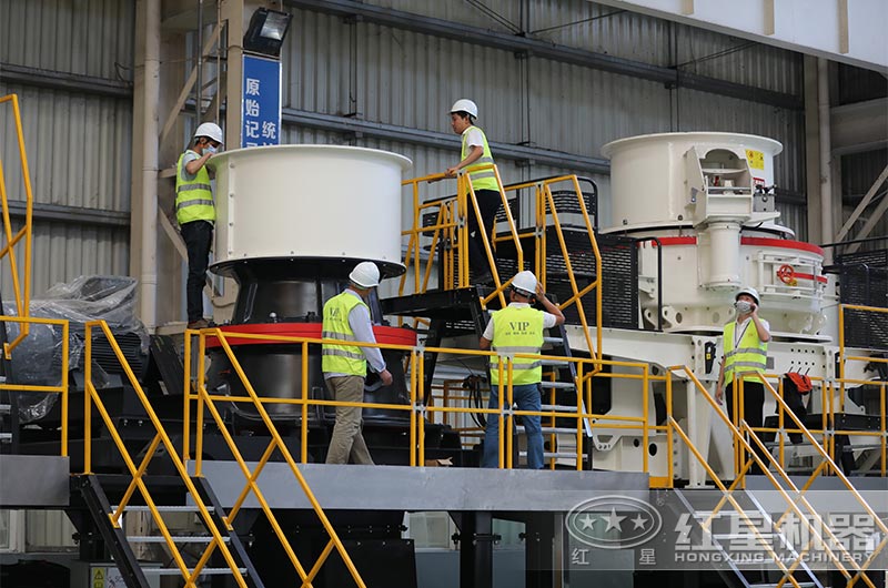 客戶來廠考察單缸圓錐破石機 客戶來廠考察單缸圓錐破石機