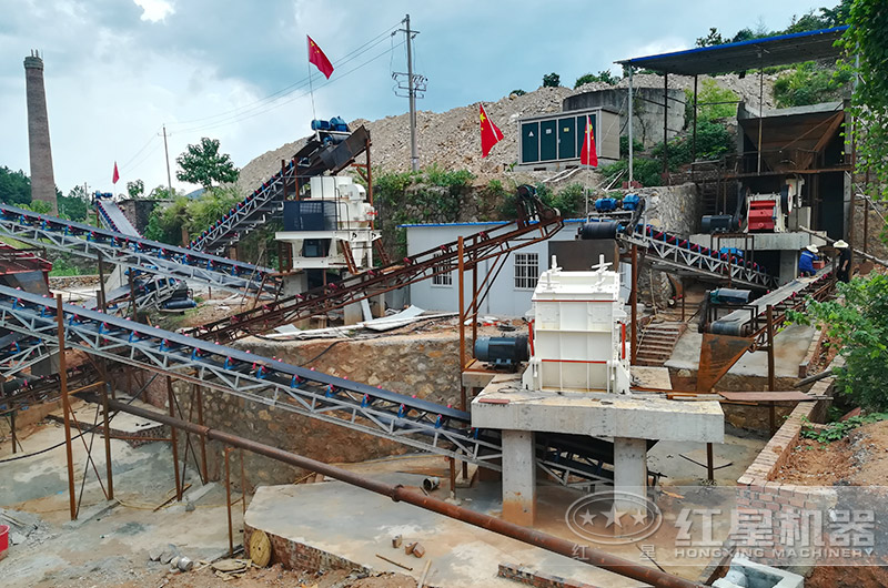 反擊破與HVI制砂機破碎制砂現場