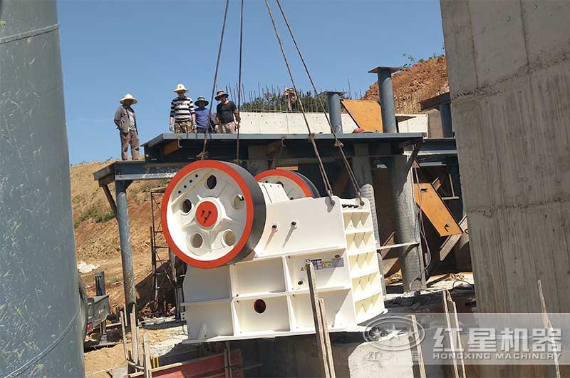 顎式破碎機 顎式破碎機