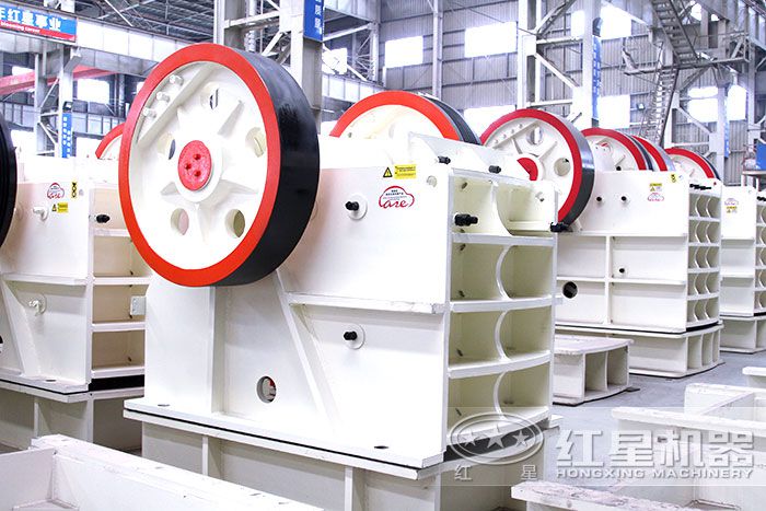 鄂式破碎機(jī) 鄂式破碎機(jī)