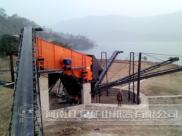 河北270t/h蛇紋巖破碎生產(chǎn)線價格