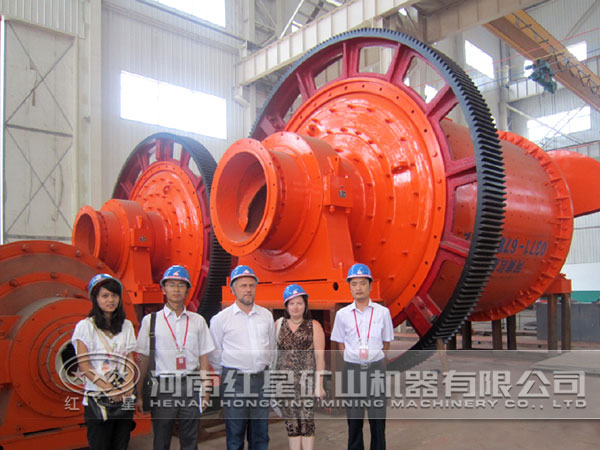 石油焦球磨機(jī)