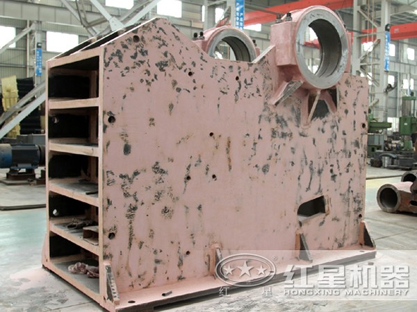 顎式破碎機(jī)半成品