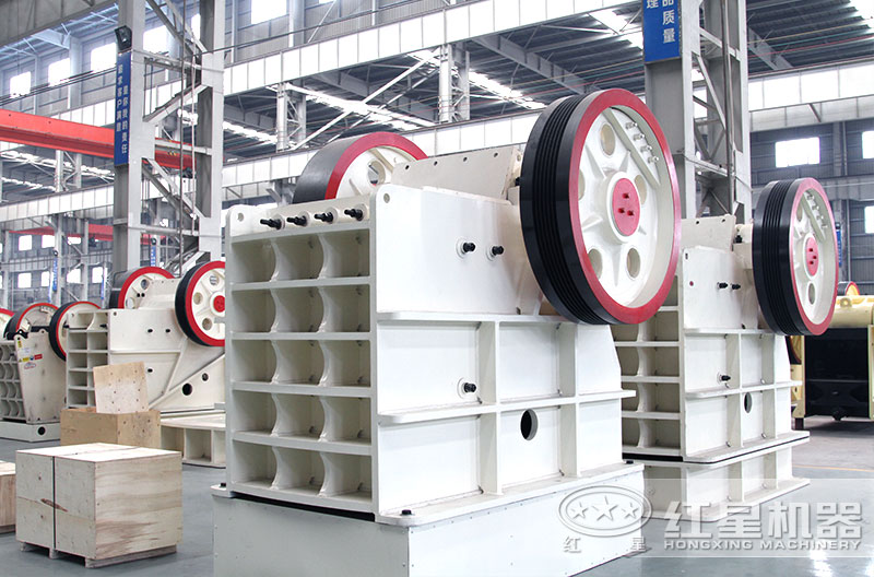 顎式破碎機生產(chǎn)車間