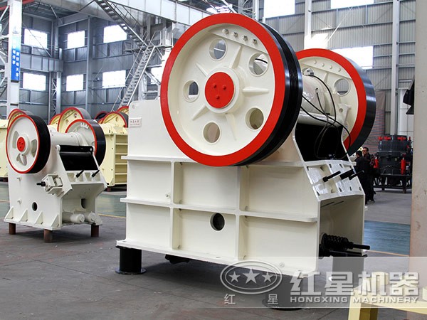 鉍礦顎式破碎機(jī) 鉍礦顎式破碎機(jī)