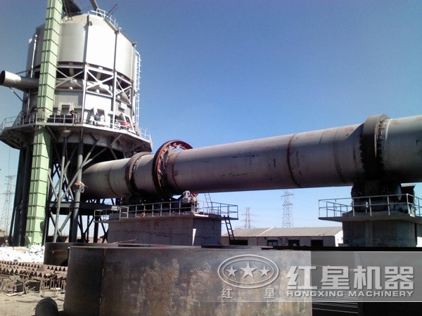 1000噸石灰回轉(zhuǎn)窯作業(yè)現(xiàn)場 1000噸石灰回轉(zhuǎn)窯作業(yè)現(xiàn)場