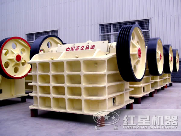 鑄鋼顎式破碎機 鑄鋼顎式破碎機