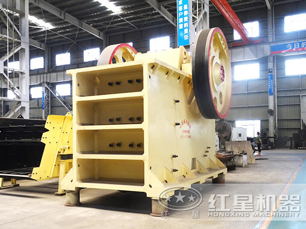 復擺顎式破碎機