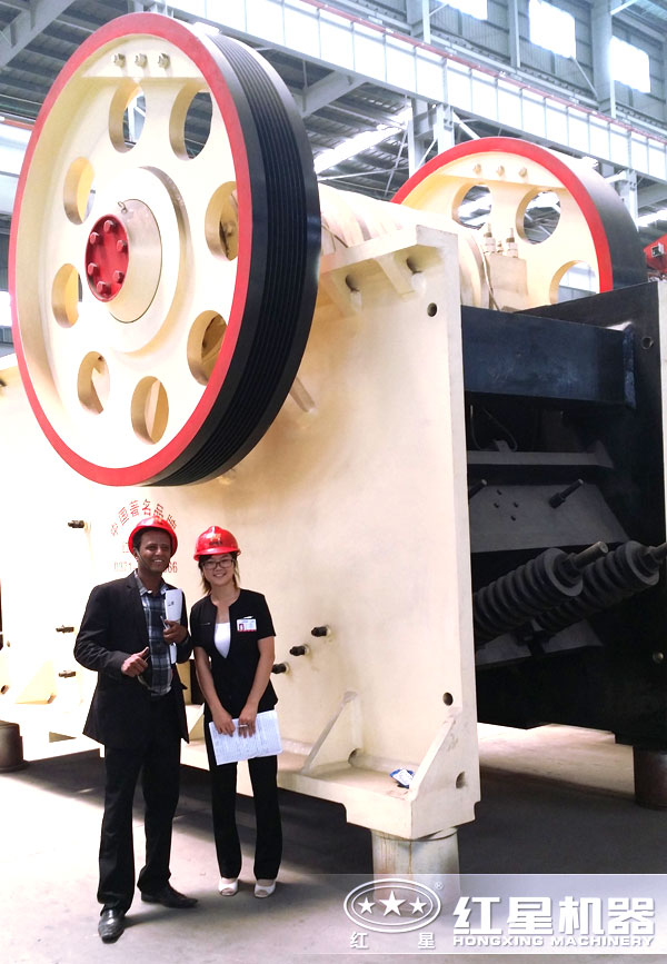 超大型顎式破碎機 超大型顎式破碎機