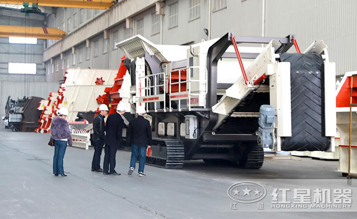 車載移動碎石機-碎砂機 車載移動碎石機-碎砂機