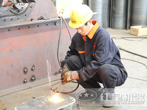 工作人員的精益求精只為與您“相逢”