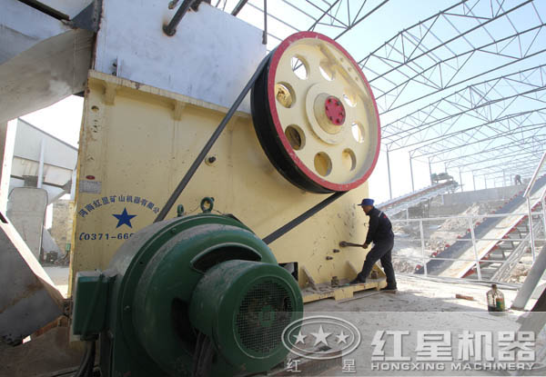 大型顎破安裝現場