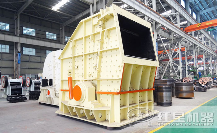 礦石分離機(jī)_粉碎機(jī)廠區(qū) 礦石分離機(jī)_粉碎機(jī)廠區(qū)