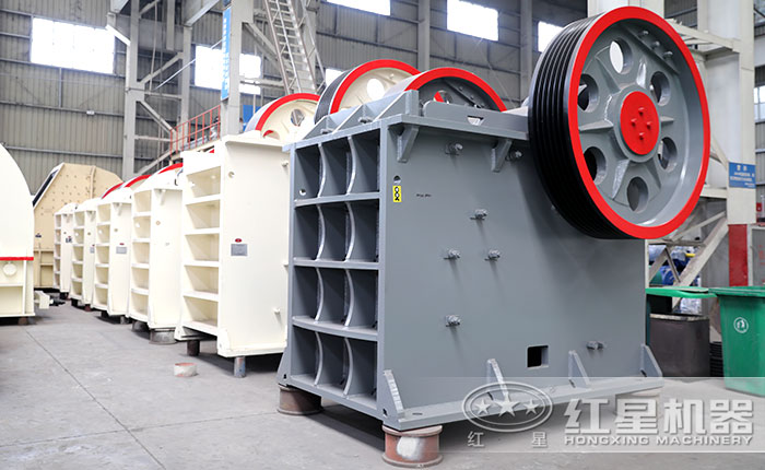 環(huán)保石料粉碎機(jī)