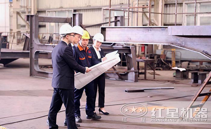 紅星技術人員車間現場指導