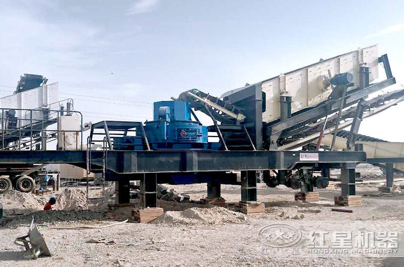 移動(dòng)制沙現(xiàn)場(chǎng)