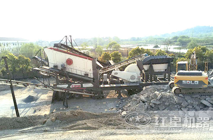 搭載重錘式破碎機