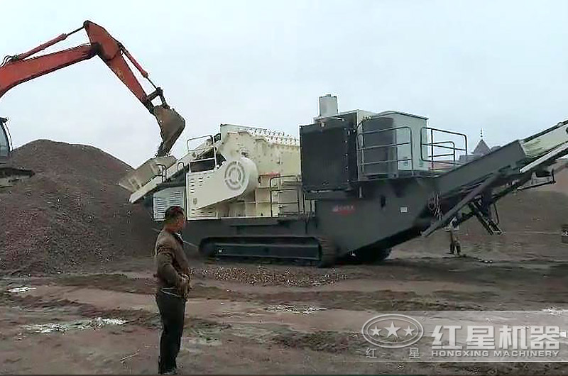 履帶式建筑垃圾破碎站+細碎機將建筑垃圾用來制成沙子 履帶式建筑垃圾破碎站+細碎機將建筑垃圾用來制成沙子