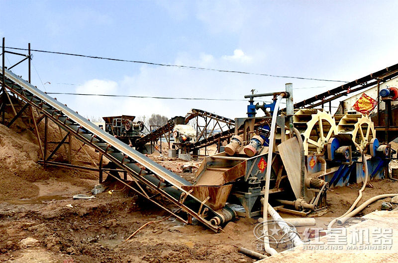 兩臺洗砂機(jī)配合工作,產(chǎn)量更大 兩臺洗砂機(jī)配合工作,產(chǎn)量更大