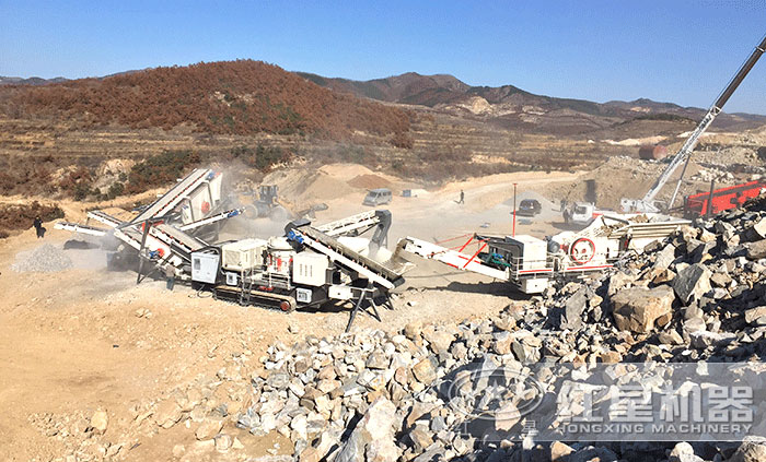 紅星三臺(tái)移動(dòng)石子機(jī)組合生產(chǎn) 紅星三臺(tái)移動(dòng)石子機(jī)組合生產(chǎn)