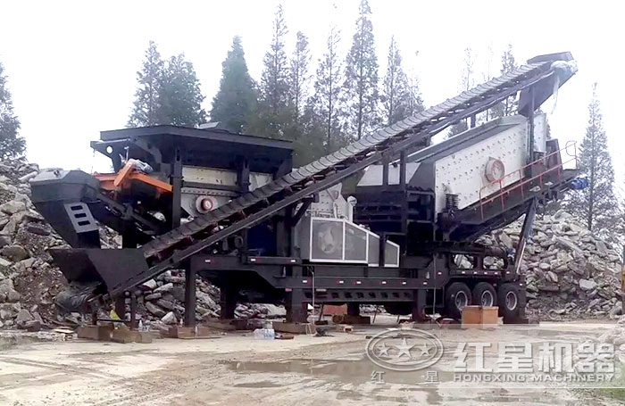 輪胎移動(dòng)石灰石破碎機(jī)