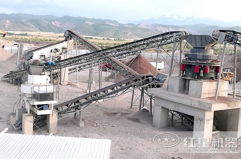 沙石破碎機破碎制砂作業現場