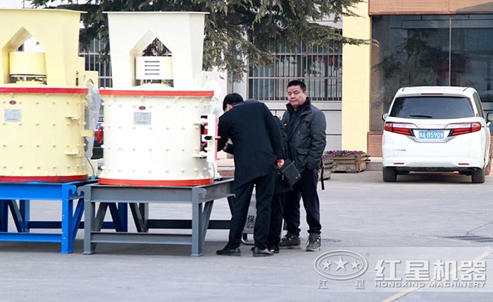 1000復合式破碎機車間現貨 1000復合式破碎機車間現貨