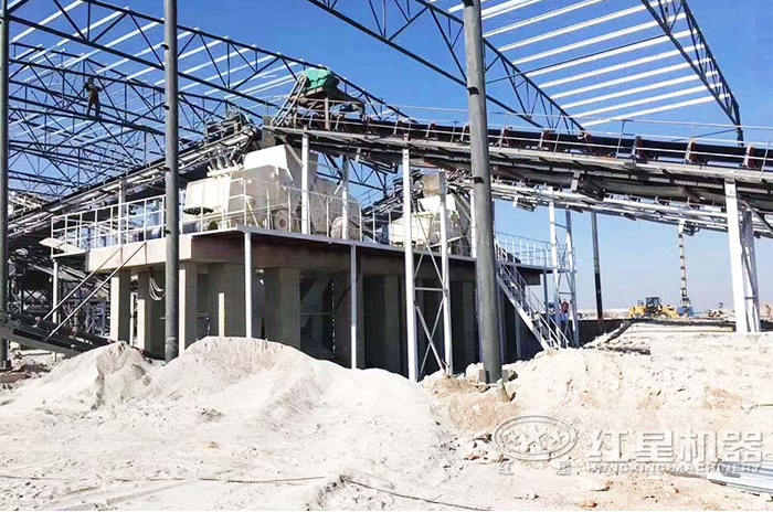 反擊式破碎機生產現場