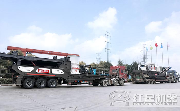 可移動砸石機套上車頭開著走 可移動砸石機套上車頭開著走